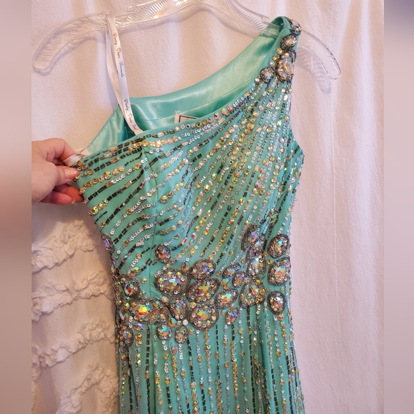 PARTYTIME SEQUINS GEMS GOWN - Picture 6 of 16